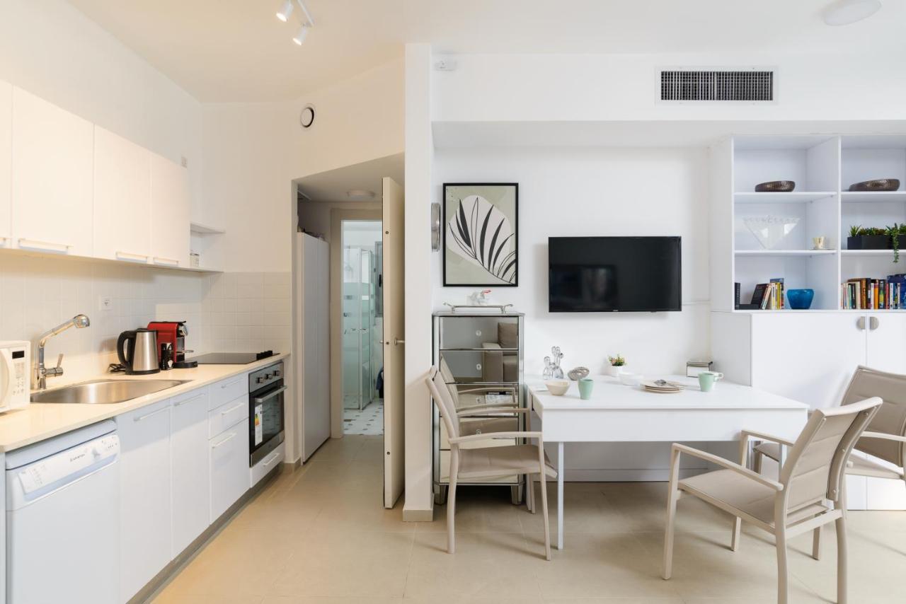 Quiet Hideaway & Terrace Near Beach By Feelhome Tel Aviv-Jaffa Exterior foto